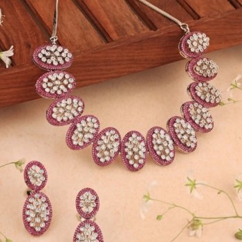 Where lighting and angles make all the difference. Creating timeless imagery for enduring jewelry....Follow for more updates - @shutterex.in ...#ProductPhotography #JewelryPhotography #CreativeShots #JewelryInF (1)